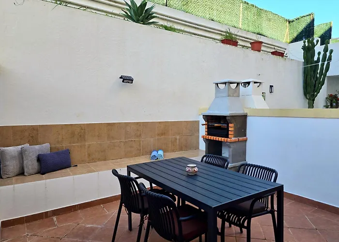 Casa Batata - Swimming Pool, Terrace, Bbq & Ac Apartment *